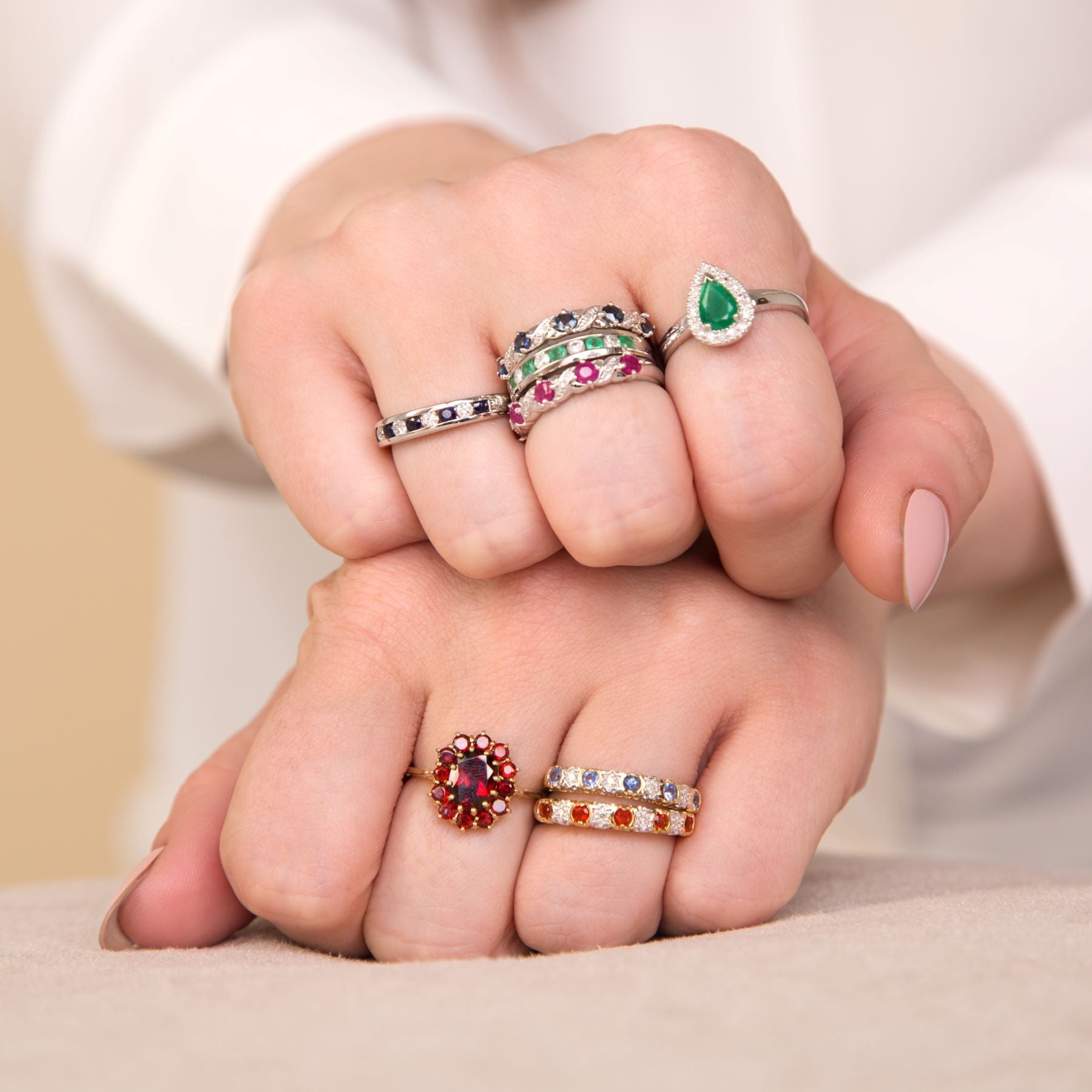 Bague Demi-Eternité en Or Jaune 9ct avec Améthystes et Diamants Ronds